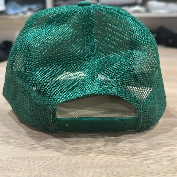 Ski happy green trucker hat - Picture 2 of 2